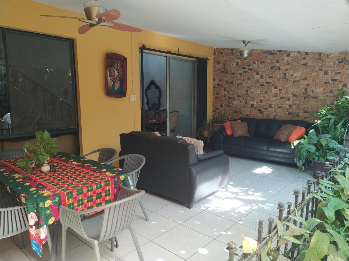 Hotel Antiguo Antiguo Cuscatlan Luaran gambar