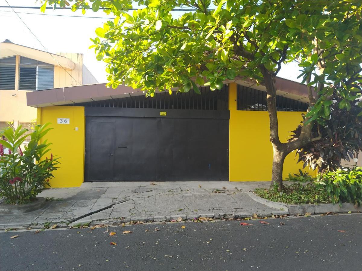 Hotel Antiguo Antiguo Cuscatlan Luaran gambar