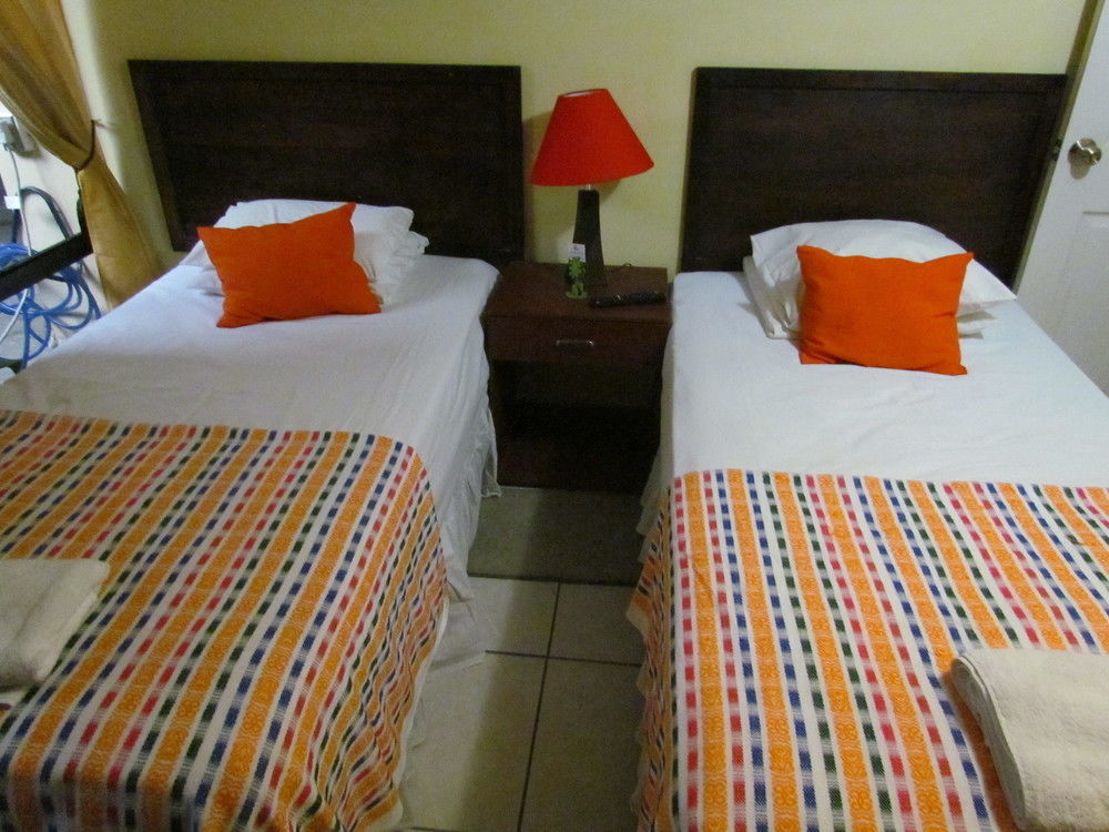 Hotel Antiguo Antiguo Cuscatlan Luaran gambar